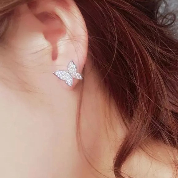 🌟 Sterling Silver 925 CZ Butterflies Earrings - Picture 7 of 8